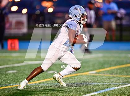 Thumbnail 2 in Wayne Valley vs. Notre Dame photogallery.