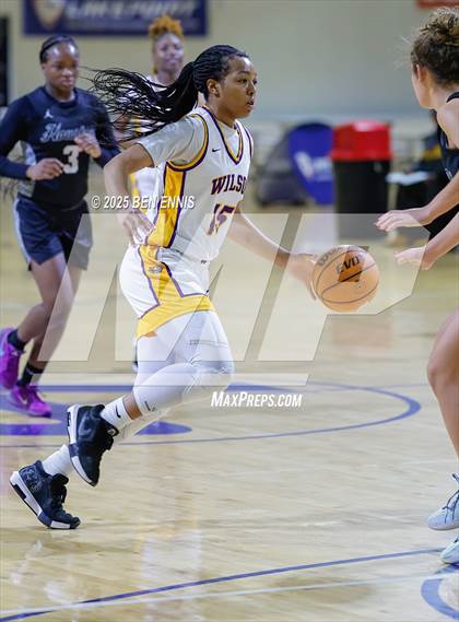 Thumbnail 1 in Houston vs. Wilson (She Got Game Classic) photogallery.