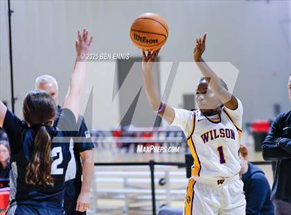 Thumbnail 3 in Houston vs. Wilson (She Got Game Classic) photogallery.