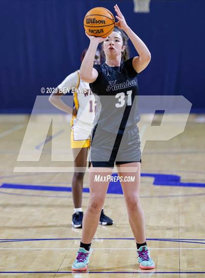 Thumbnail 2 in Houston vs. Wilson (She Got Game Classic) photogallery.
