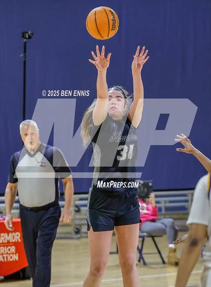Thumbnail 1 in Houston vs. Wilson (She Got Game Classic) photogallery.
