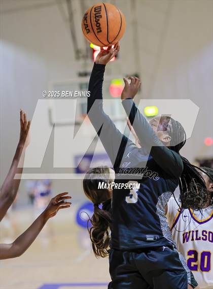 Thumbnail 2 in Houston vs. Wilson (She Got Game Classic) photogallery.