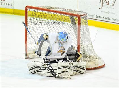 Thumbnail 1 in Newton @ Vernon (Haas Cup) photogallery.