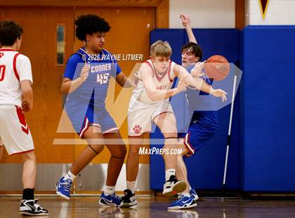 Thumbnail 3 in FR: Conner vs Beechwood photogallery.
