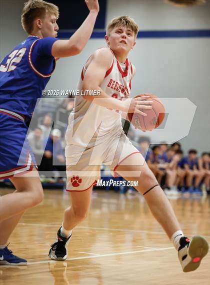 Thumbnail 3 in FR: Conner vs Beechwood photogallery.