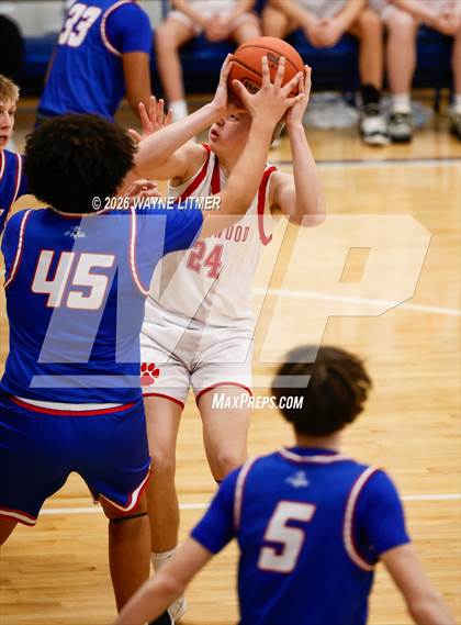 Thumbnail 2 in FR: Conner vs Beechwood photogallery.
