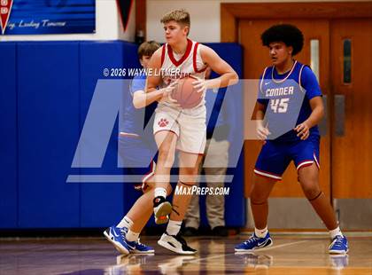 Thumbnail 2 in FR: Conner vs Beechwood photogallery.