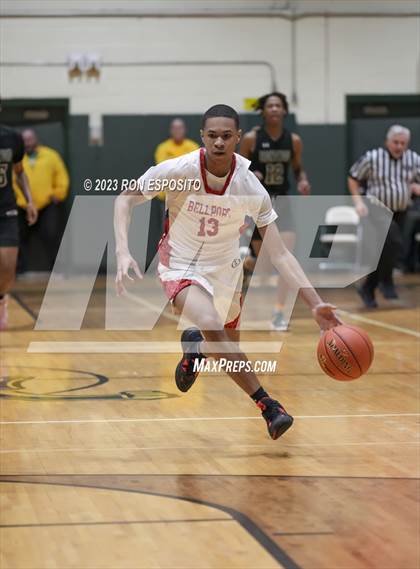 Thumbnail 2 in Brentwood vs Bellport (NYSPHSAA Section XI Class AA Semifinal)  photogallery.