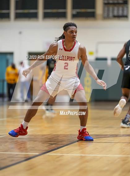 Thumbnail 3 in Brentwood vs Bellport (NYSPHSAA Section XI Class AA Semifinal)  photogallery.