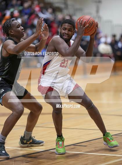 Thumbnail 1 in Brentwood vs Bellport (NYSPHSAA Section XI Class AA Semifinal)  photogallery.