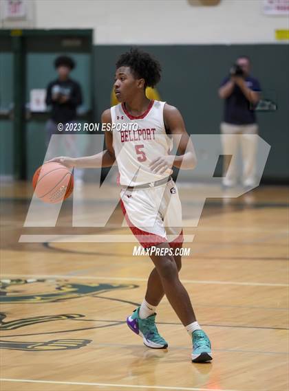 Thumbnail 3 in Brentwood vs Bellport (NYSPHSAA Section XI Class AA Semifinal)  photogallery.