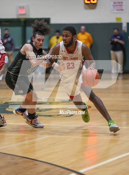 Thumbnail 2 in Brentwood vs Bellport (NYSPHSAA Section XI Class AA Semifinal)  photogallery.