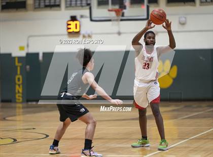 Thumbnail 1 in Brentwood vs Bellport (NYSPHSAA Section XI Class AA Semifinal)  photogallery.