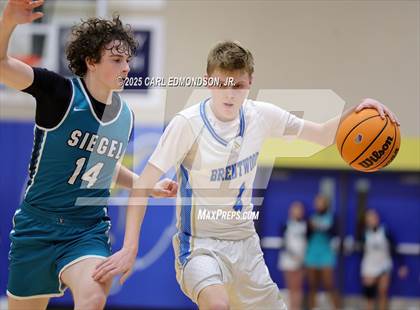 Thumbnail 1 in Siegel @ Brentwood photogallery.