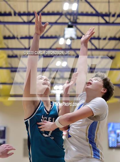 Thumbnail 2 in Siegel @ Brentwood photogallery.