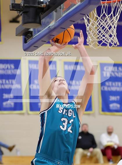 Thumbnail 1 in Siegel @ Brentwood photogallery.