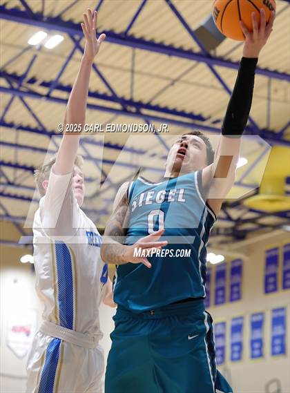 Thumbnail 3 in Siegel @ Brentwood photogallery.