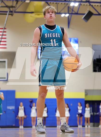 Thumbnail 3 in Siegel @ Brentwood photogallery.