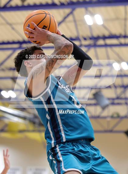 Thumbnail 1 in Siegel @ Brentwood photogallery.