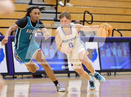Thumbnail 3 in Siegel @ Brentwood photogallery.