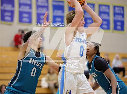 Thumbnail 3 in Siegel @ Brentwood photogallery.