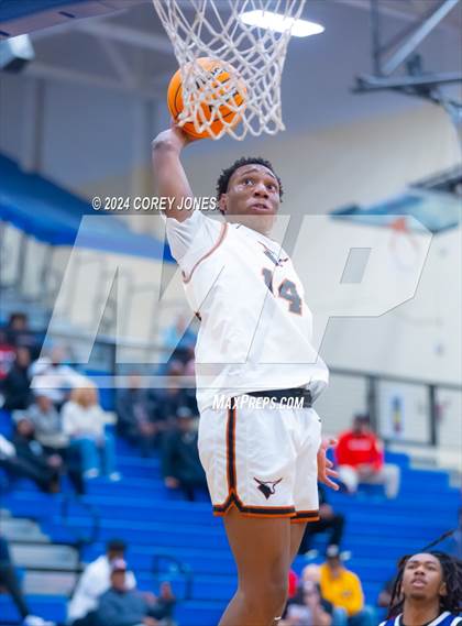 Thumbnail 3 in Chapel Hill vs Kell (GA Elite 8 Tip Off Classic) photogallery.