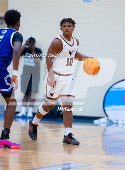 Thumbnail 1 in Chapel Hill vs Kell (GA Elite 8 Tip Off Classic) photogallery.