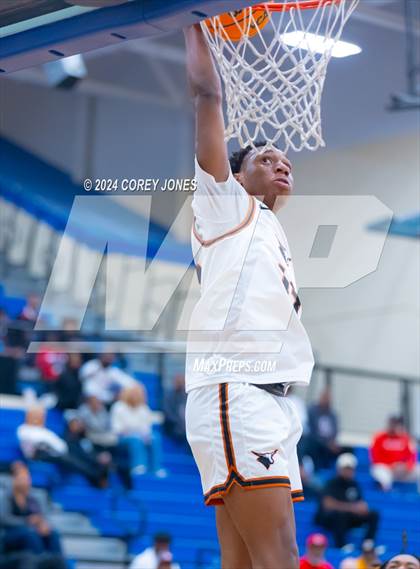 Thumbnail 1 in Chapel Hill vs Kell (GA Elite 8 Tip Off Classic) photogallery.