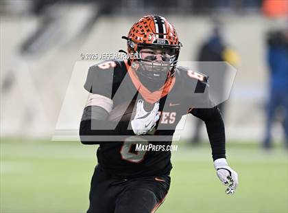 Thumbnail 1 in Liberty Center vs. Wheelersburg (OHSAA Division 5 Final) photogallery.