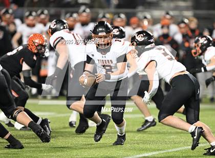 Thumbnail 1 in Liberty Center vs. Wheelersburg (OHSAA Division 5 Final) photogallery.