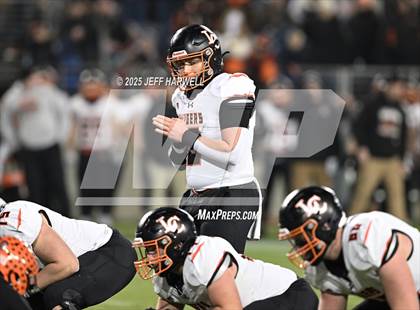 Thumbnail 1 in Liberty Center vs. Wheelersburg (OHSAA Division 5 Final) photogallery.