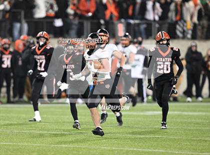 Thumbnail 2 in Liberty Center vs. Wheelersburg (OHSAA Division 5 Final) photogallery.