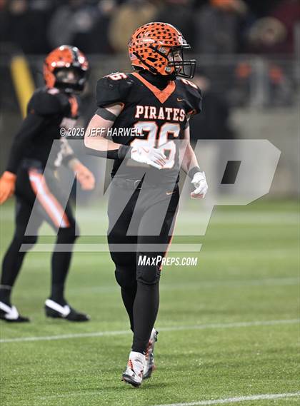 Thumbnail 2 in Liberty Center vs. Wheelersburg (OHSAA Division 5 Final) photogallery.