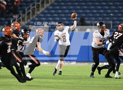 Thumbnail 2 in Liberty Center vs. Wheelersburg (OHSAA Division 5 Final) photogallery.