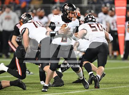 Thumbnail 3 in Liberty Center vs. Wheelersburg (OHSAA Division 5 Final) photogallery.