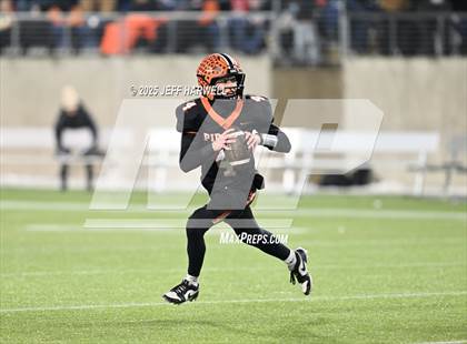 Thumbnail 3 in Liberty Center vs. Wheelersburg (OHSAA Division 5 Final) photogallery.