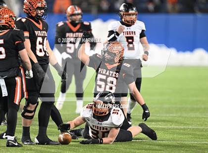 Thumbnail 1 in Liberty Center vs. Wheelersburg (OHSAA Division 5 Final) photogallery.