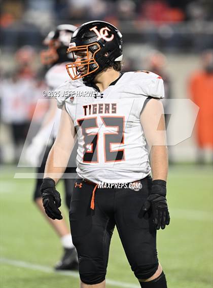 Thumbnail 3 in Liberty Center vs. Wheelersburg (OHSAA Division 5 Final) photogallery.