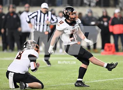 Thumbnail 2 in Liberty Center vs. Wheelersburg (OHSAA Division 5 Final) photogallery.