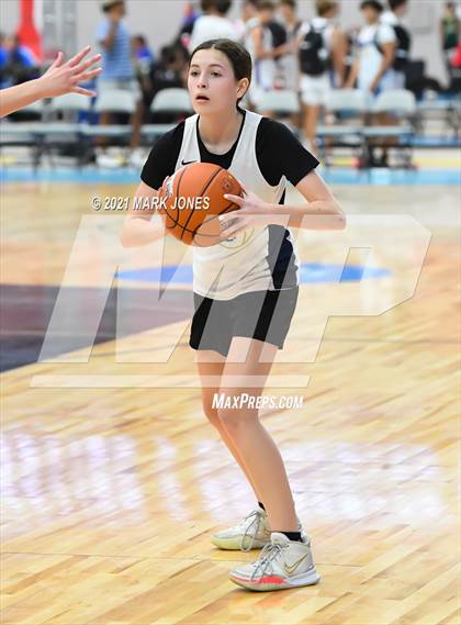 Thumbnail 3 in Sunrise Mountain vs. Casteel - Section 7 Basketball Tournament photogallery.
