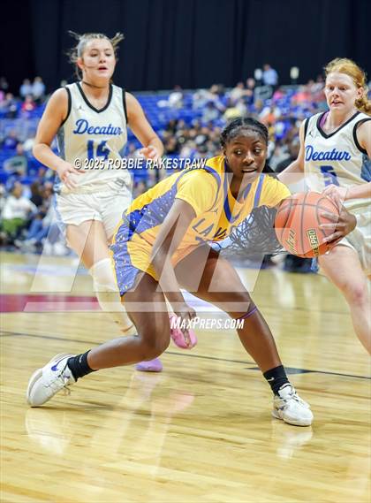 Thumbnail 2 in Decatur vs. La Vega (UIL 4A Basketball Division I Final) photogallery.