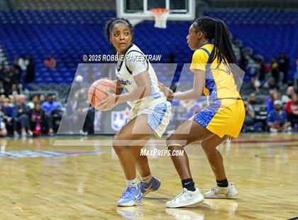 Thumbnail 3 in Decatur vs. La Vega (UIL 4A Basketball Division I Final) photogallery.