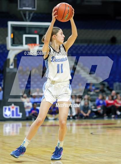 Thumbnail 2 in Decatur vs. La Vega (UIL 4A Basketball Division I Final) photogallery.