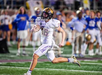 Thumbnail 3 in Alamo Heights vs. Liberty Hill (UIL 5A D2 Quarterfinal Playoff) photogallery.