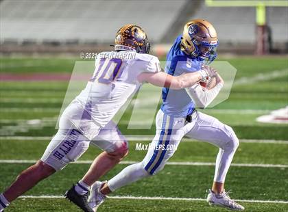 Thumbnail 2 in Alamo Heights vs. Liberty Hill (UIL 5A D2 Quarterfinal Playoff) photogallery.