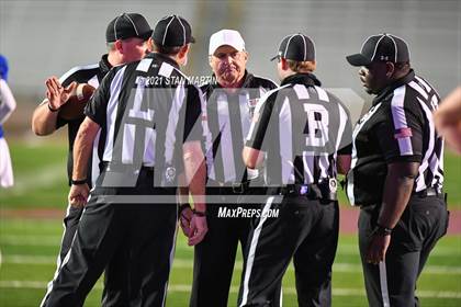 Thumbnail 1 in Alamo Heights vs. Liberty Hill (UIL 5A D2 Quarterfinal Playoff) photogallery.