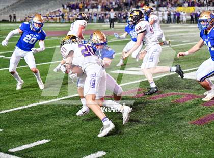 Thumbnail 1 in Alamo Heights vs. Liberty Hill (UIL 5A D2 Quarterfinal Playoff) photogallery.