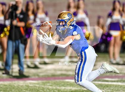 Thumbnail 3 in Alamo Heights vs. Liberty Hill (UIL 5A D2 Quarterfinal Playoff) photogallery.