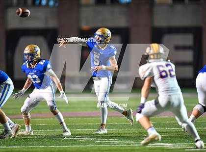 Thumbnail 1 in Alamo Heights vs. Liberty Hill (UIL 5A D2 Quarterfinal Playoff) photogallery.