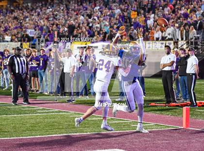 Thumbnail 2 in Alamo Heights vs. Liberty Hill (UIL 5A D2 Quarterfinal Playoff) photogallery.